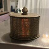 Tobacco pot