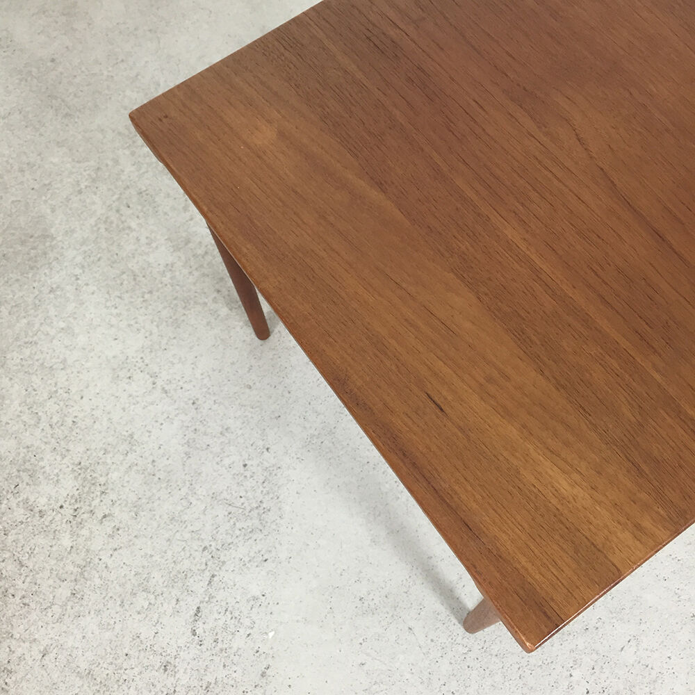 Minimalistic 60s danish side table tisch | FRANCE & DAVERKOSEN teak | Sound, Denmark and France. Midcentury modern TEAK