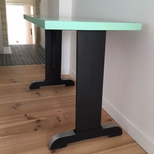 Bistro table in green formica