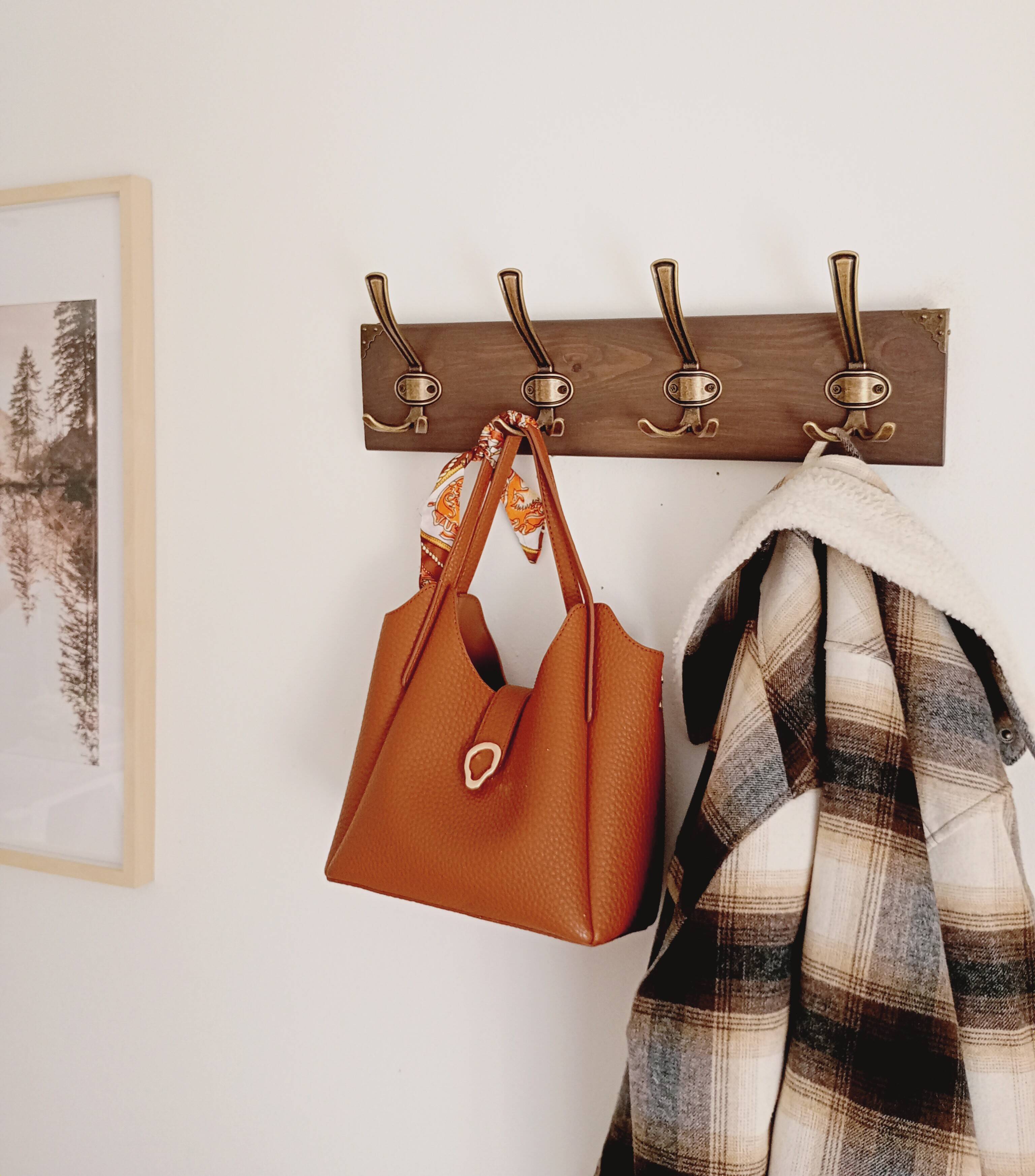 Rustic style wall coat rack – 50 cm – 4 metal hooks – Stained wood