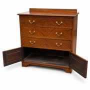 Commode Géorgienne chippendale XIXème
