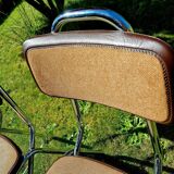 Soudexvinyl chairs