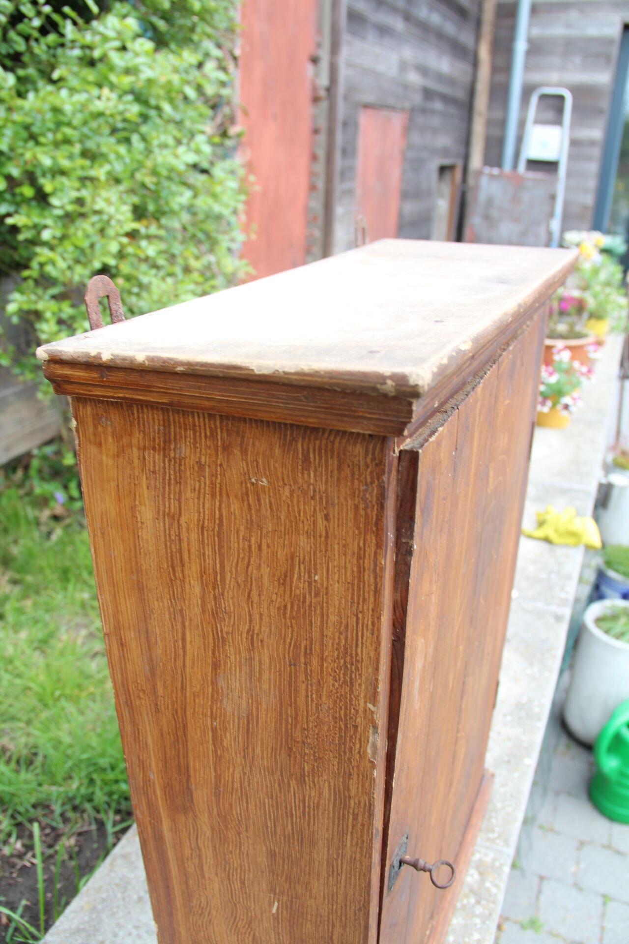 Workshop pharmacy furniture
