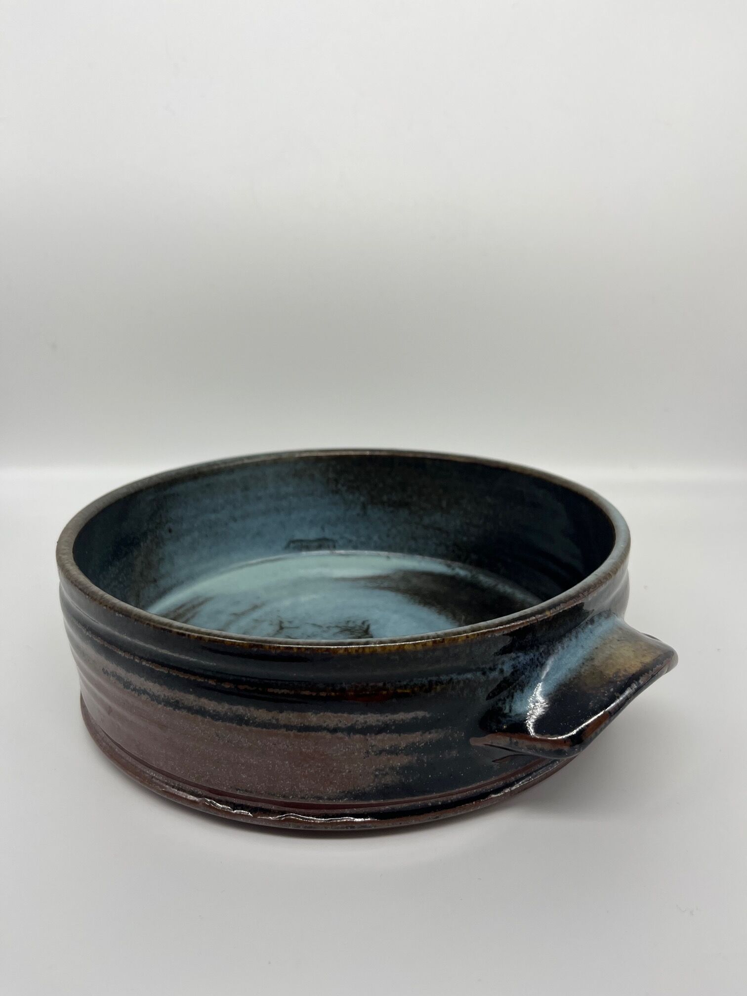 Ceramic dish Guibert Lamoura