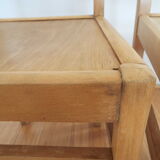 2 chaises en bois type reconstruction