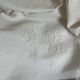 Drap ancien monogrammé BL - Toile métis "Fleur bleue"