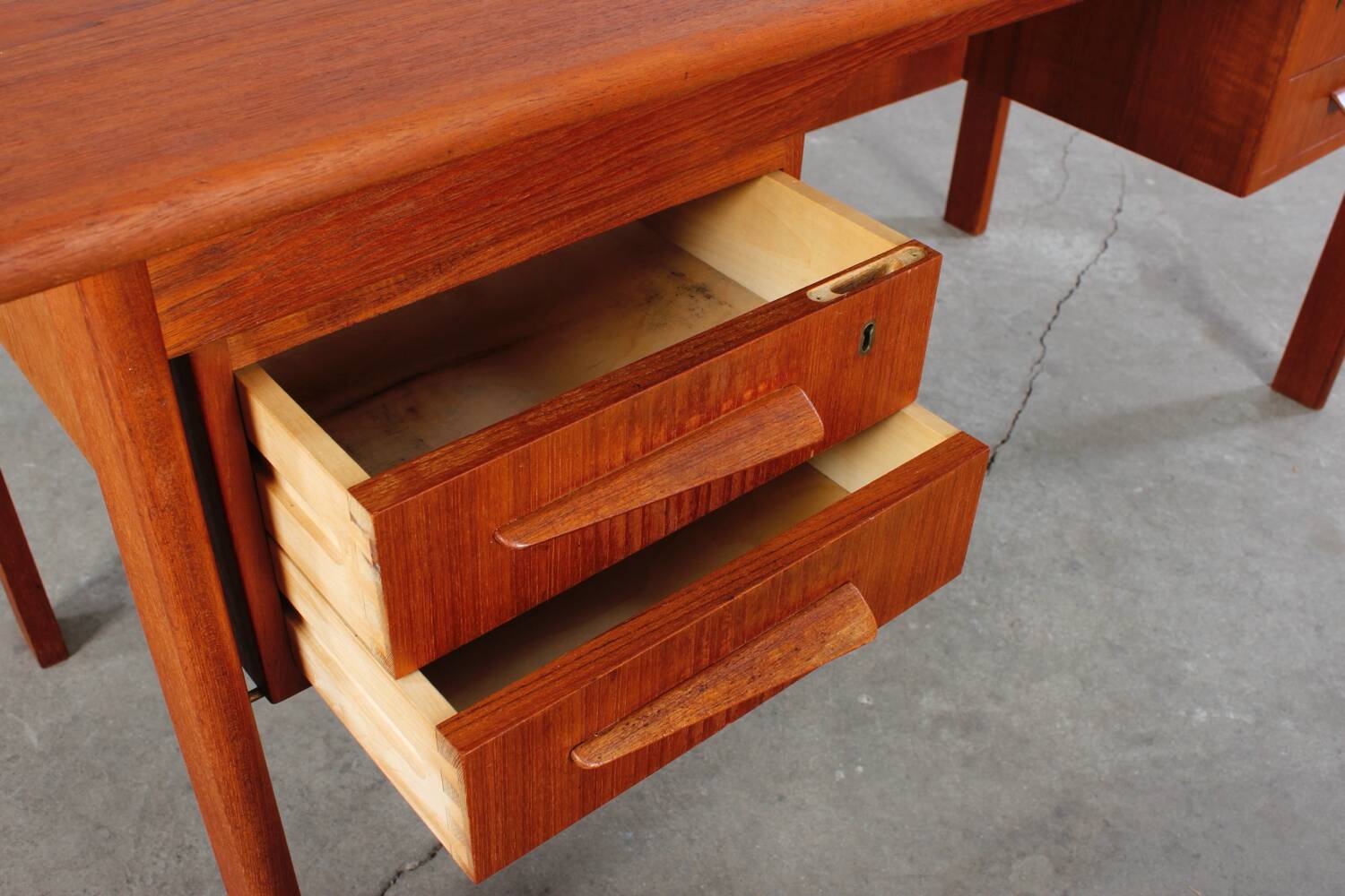 Vintage Teak Schreibtisch Desk Mid Century Danish Design 60er