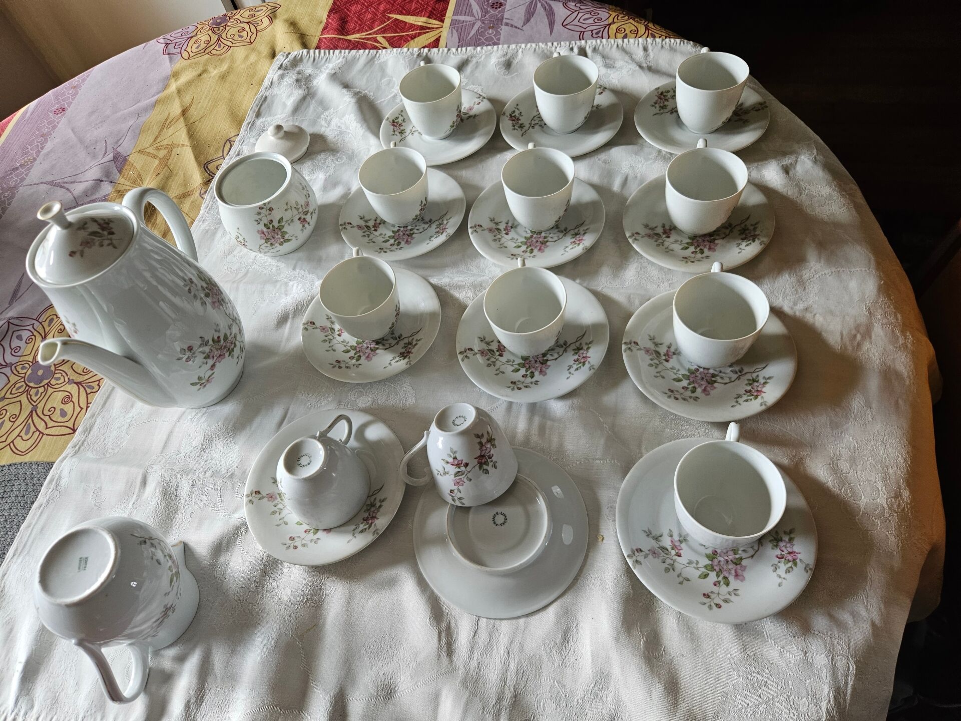 Coffee/tea service
