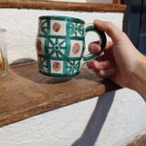 Mug signed Robert Picault