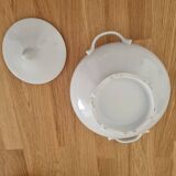 Porcelain tureen