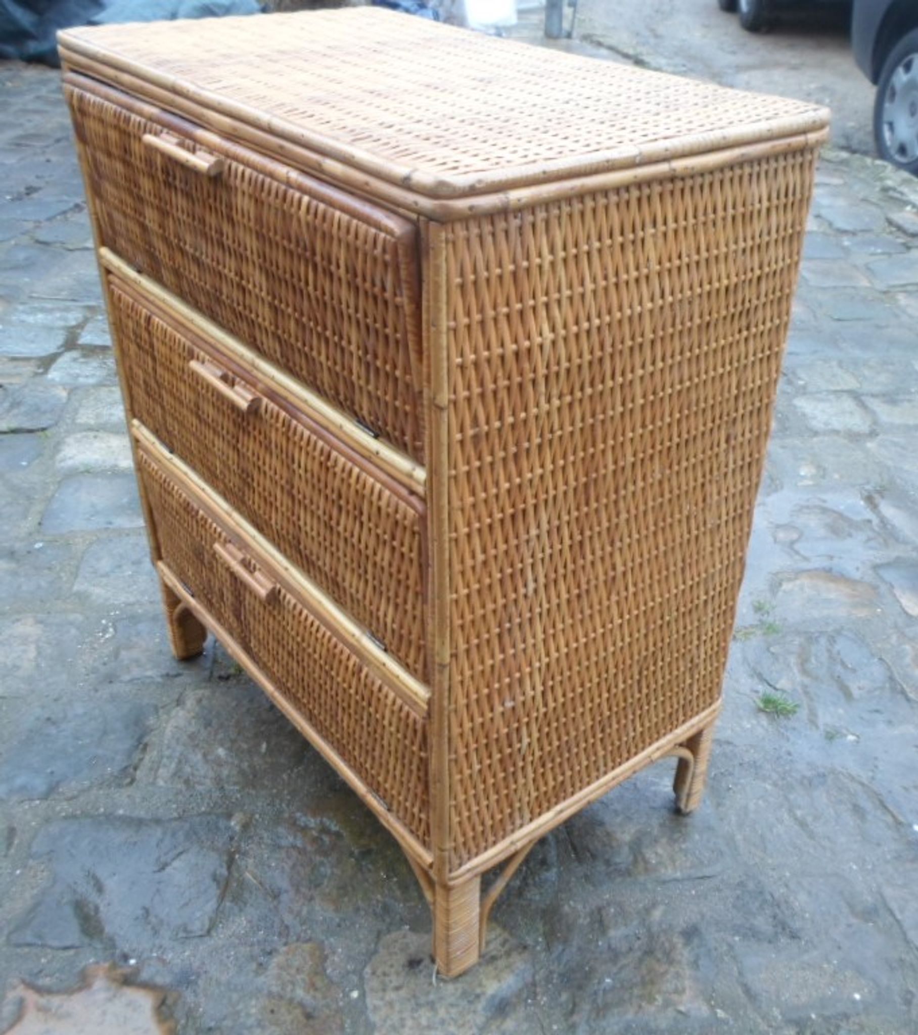 Commode Vintage bois et rotin naturel tressé