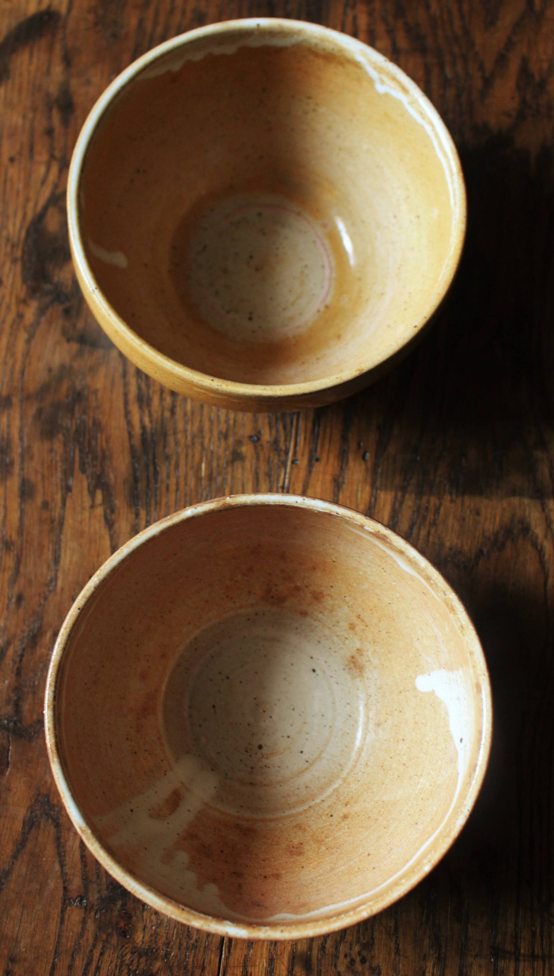 Lot of 2 vintage marbled stoneware bowls