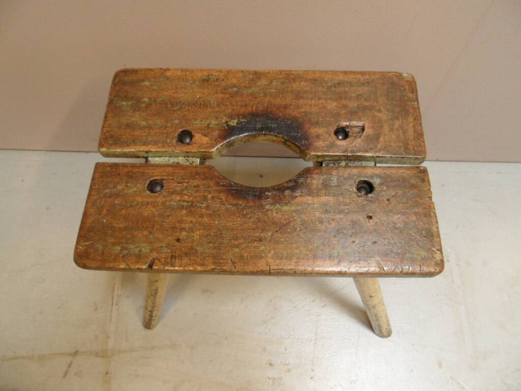 Tabouret de lait vintage