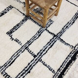 Handmade moroccan berber carpet 213 x 147 cm