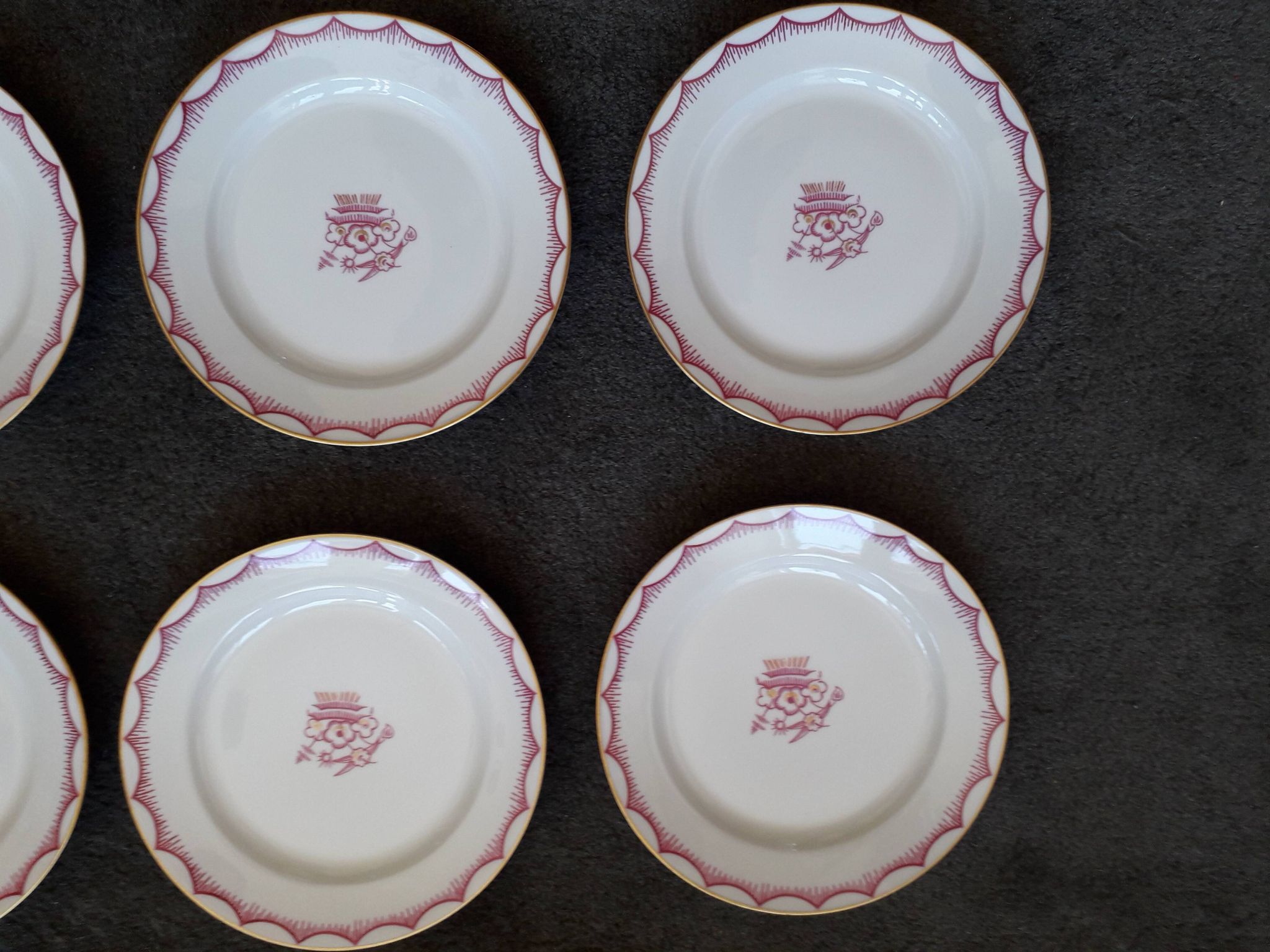 1 set of 6 Art Deco dessert plates made of Limoges porcelain