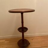 Pedestal table