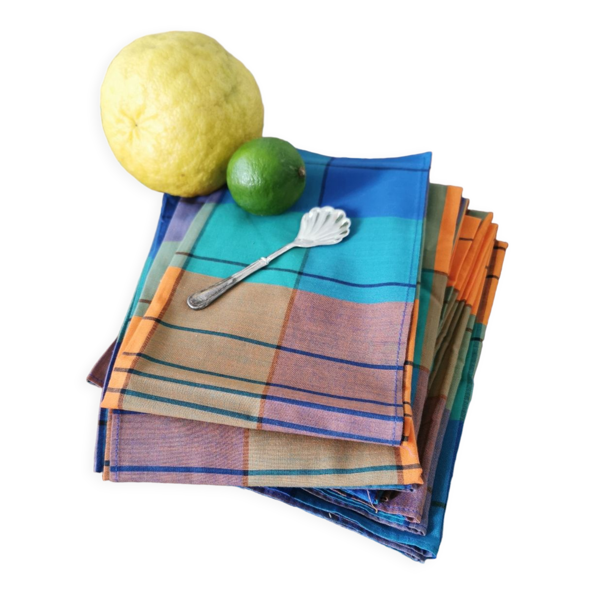 Tablecloth and napkins lot