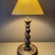 Lampe en bois ancienne