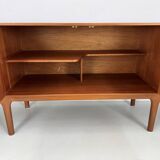 Beautiful McIntosh sideboard designed by T. Robertson in the 1960s.