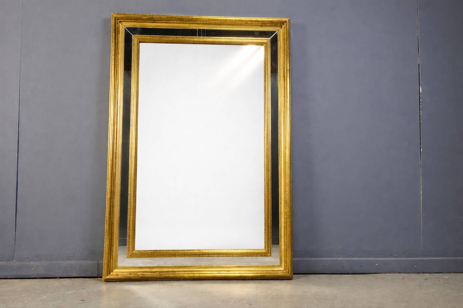 Miroir vintage en bois doré XL, années 1970