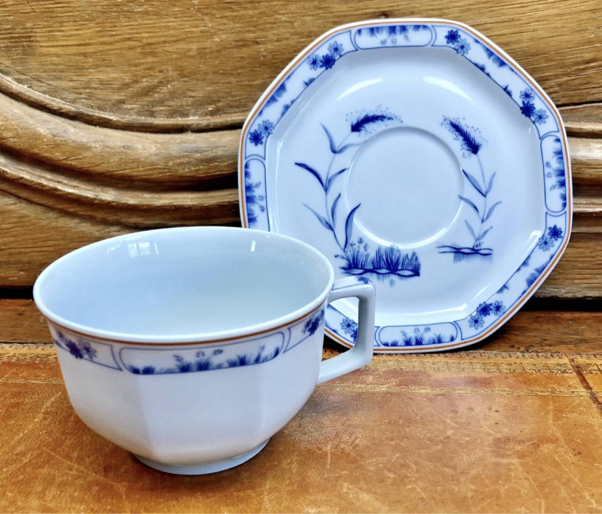 6 octagonal tea cups and saucers porcelain Haviland Limoges