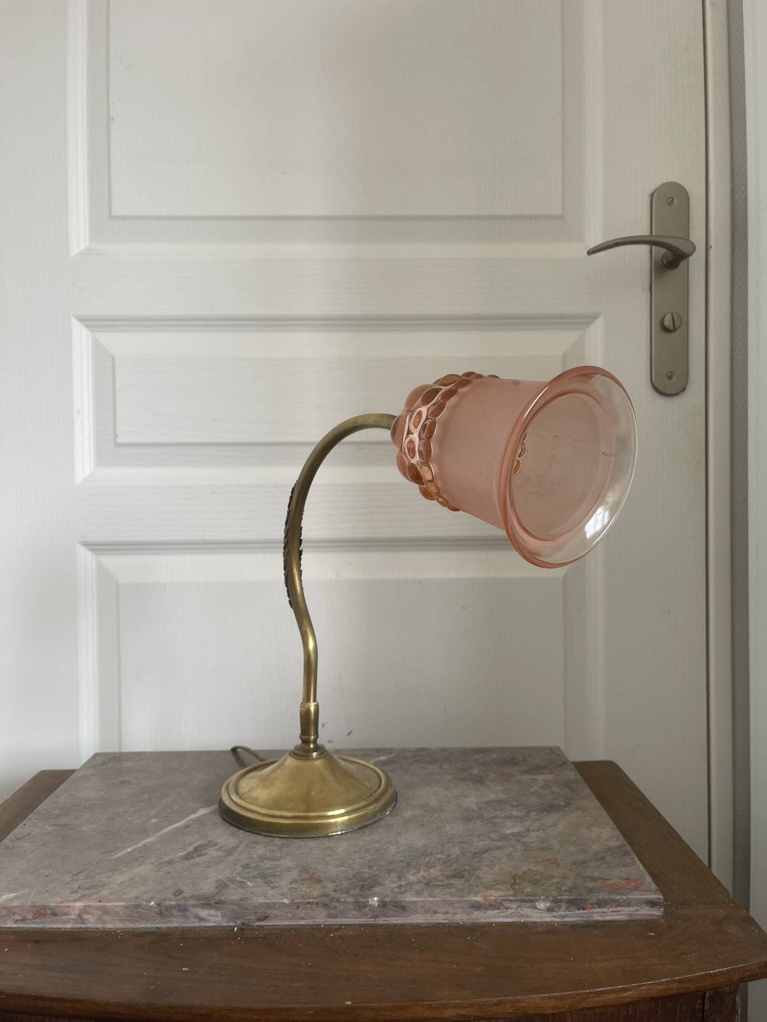 Antique Art Deco Swan Neck Table Lamp with Pink Glass Shade, France, 30cm