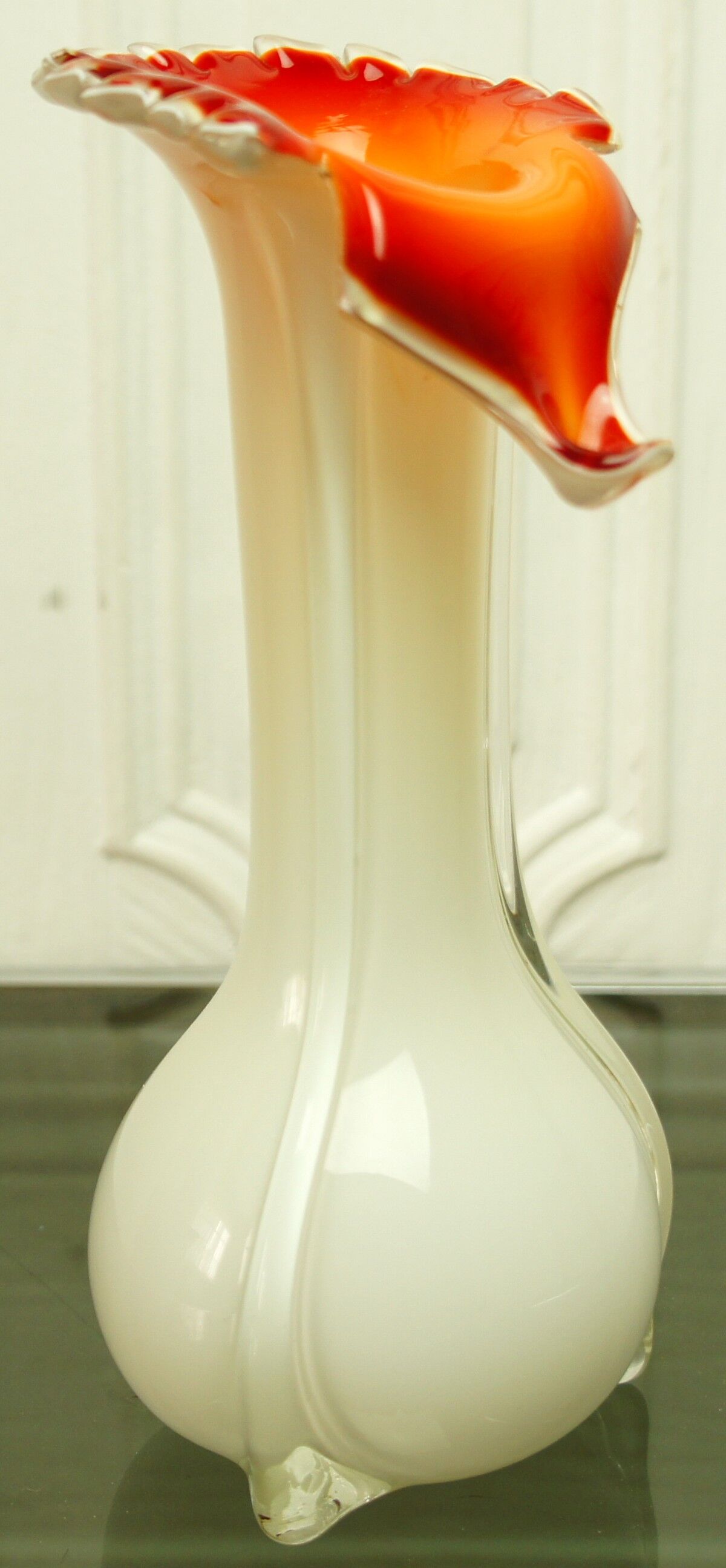 "Arum" blown glass vase