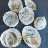 Service terre de fer 42 pieces Creil Montereau modele Cartels