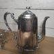 Service à café en métal argenté , cafetière et sucrier