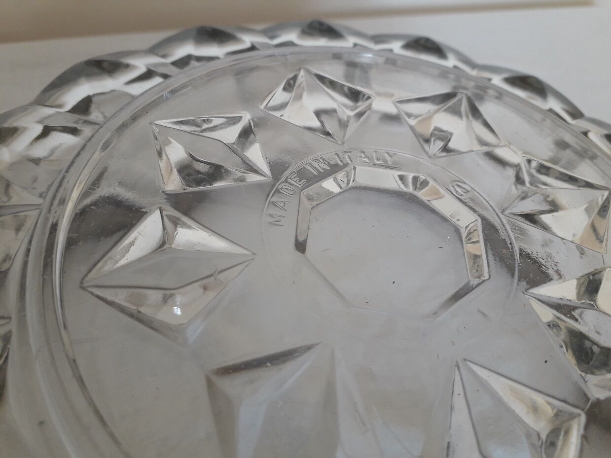Glass salad bowl