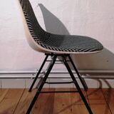 DSS chair, Herman Miller