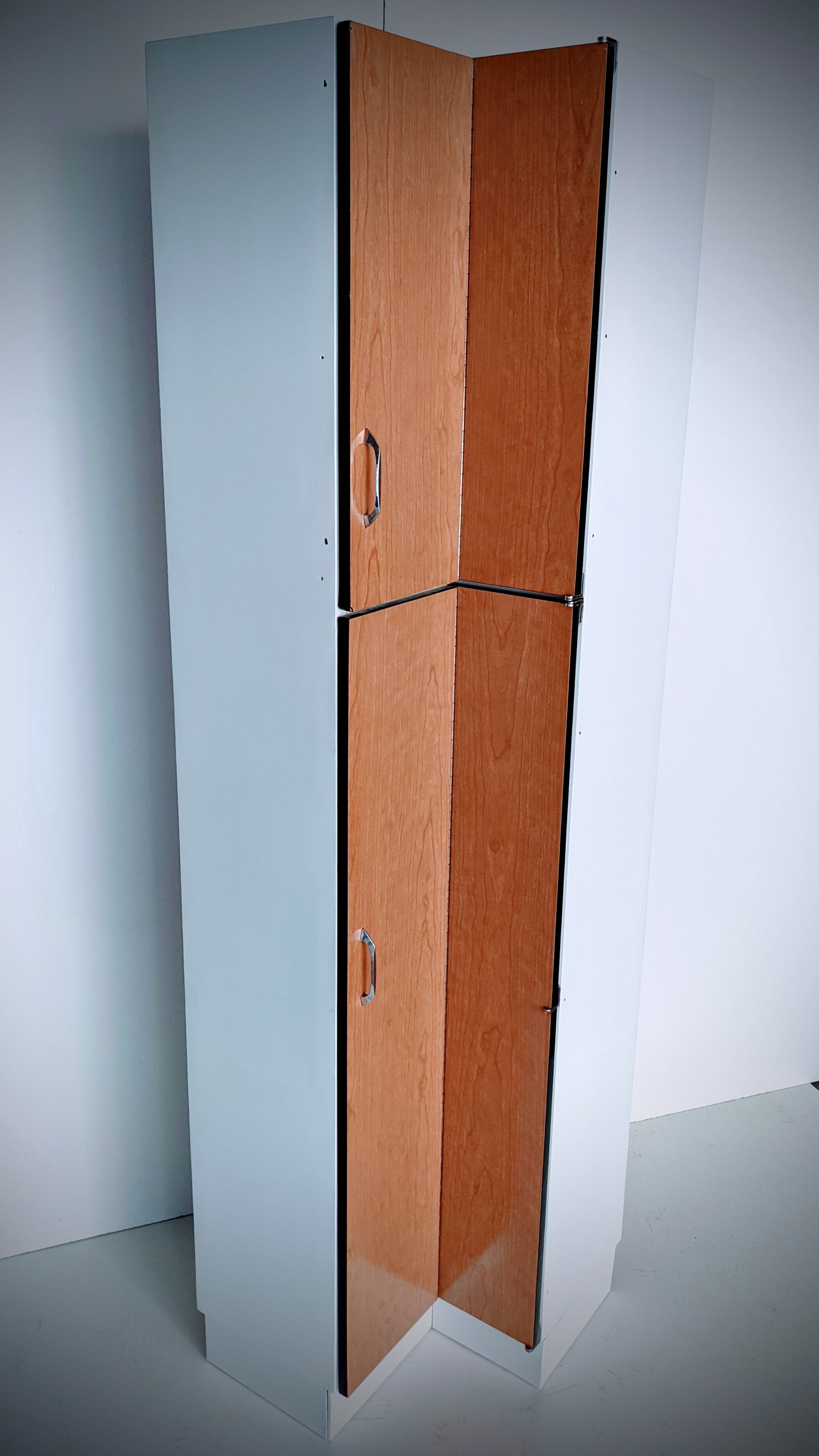 Storage column