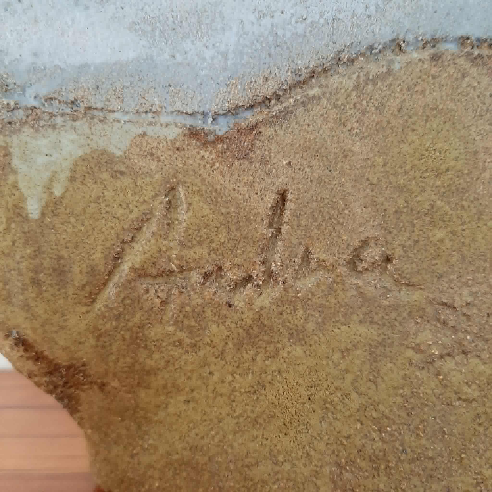 Poterie forme carre signee/ evocation d une vague