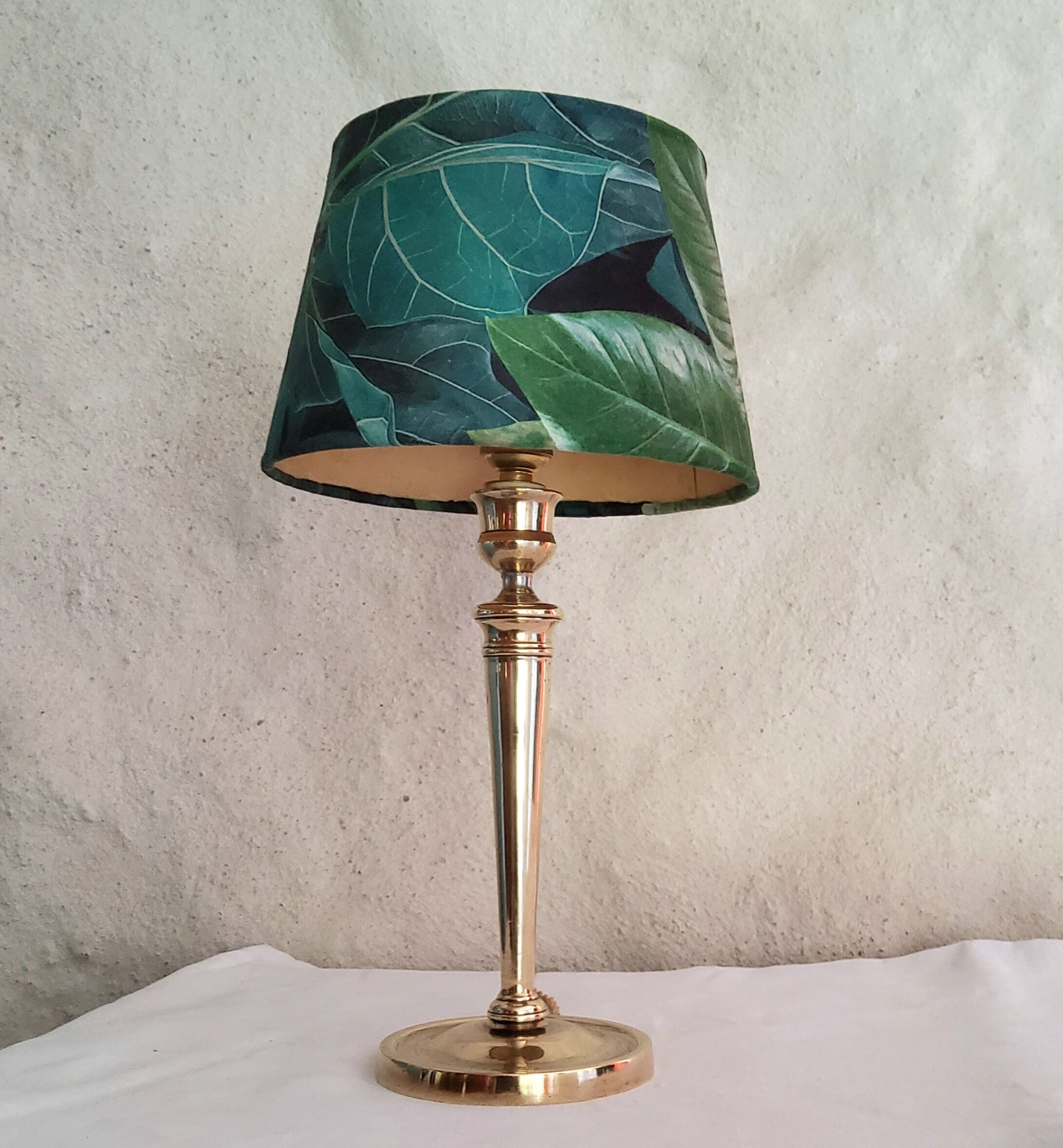Candle holder lamp