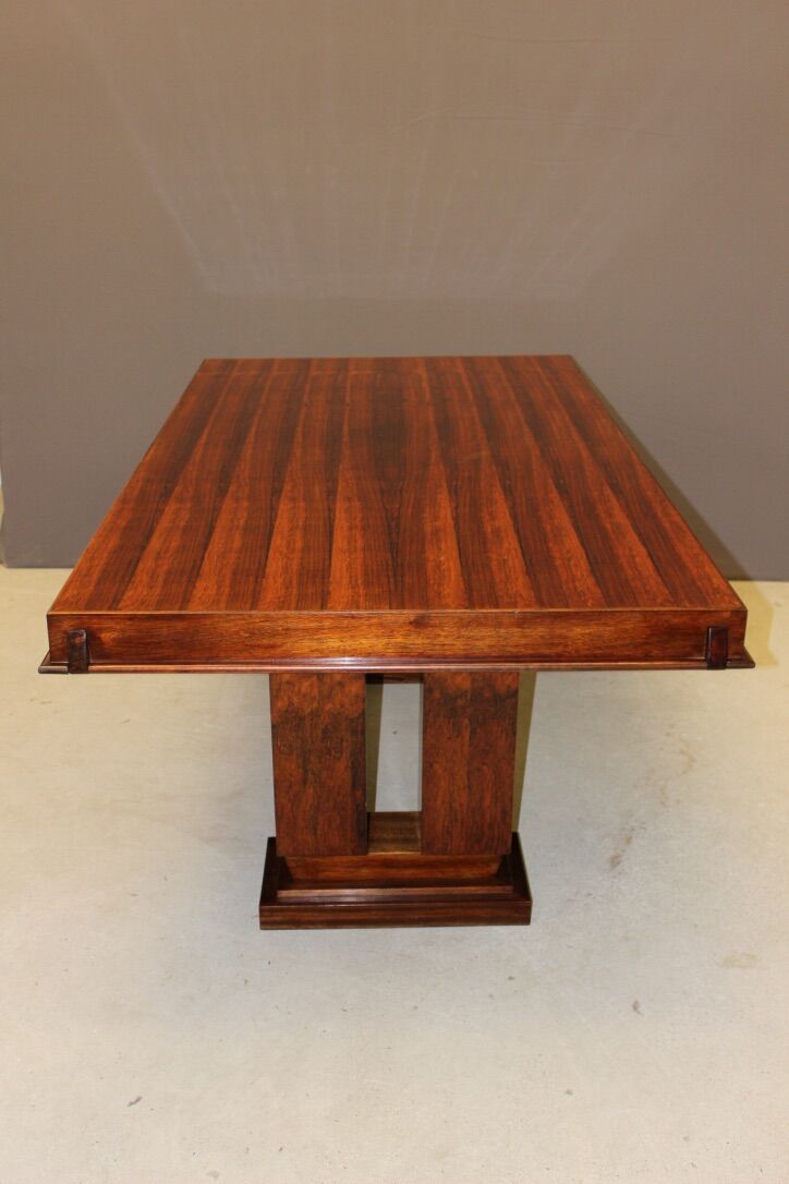 Art deco period dining table