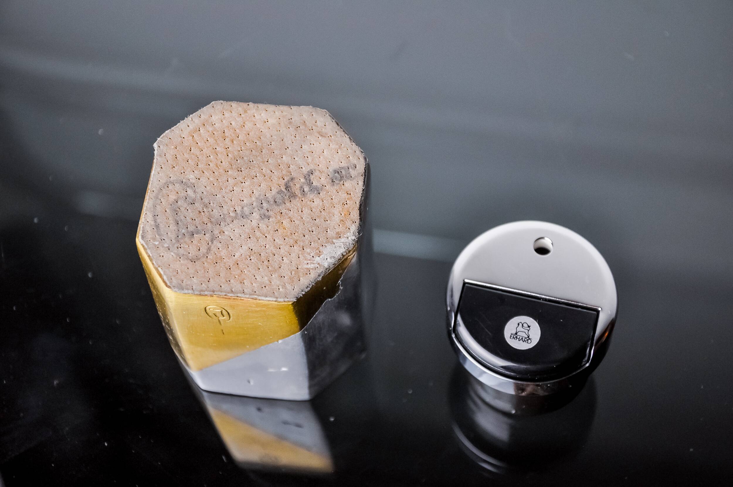 Brutalist lighter by Leopold, Bronze and aluminum, 1970, Spain