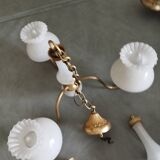 Lustre et ses 2 appliques opaline et laiton