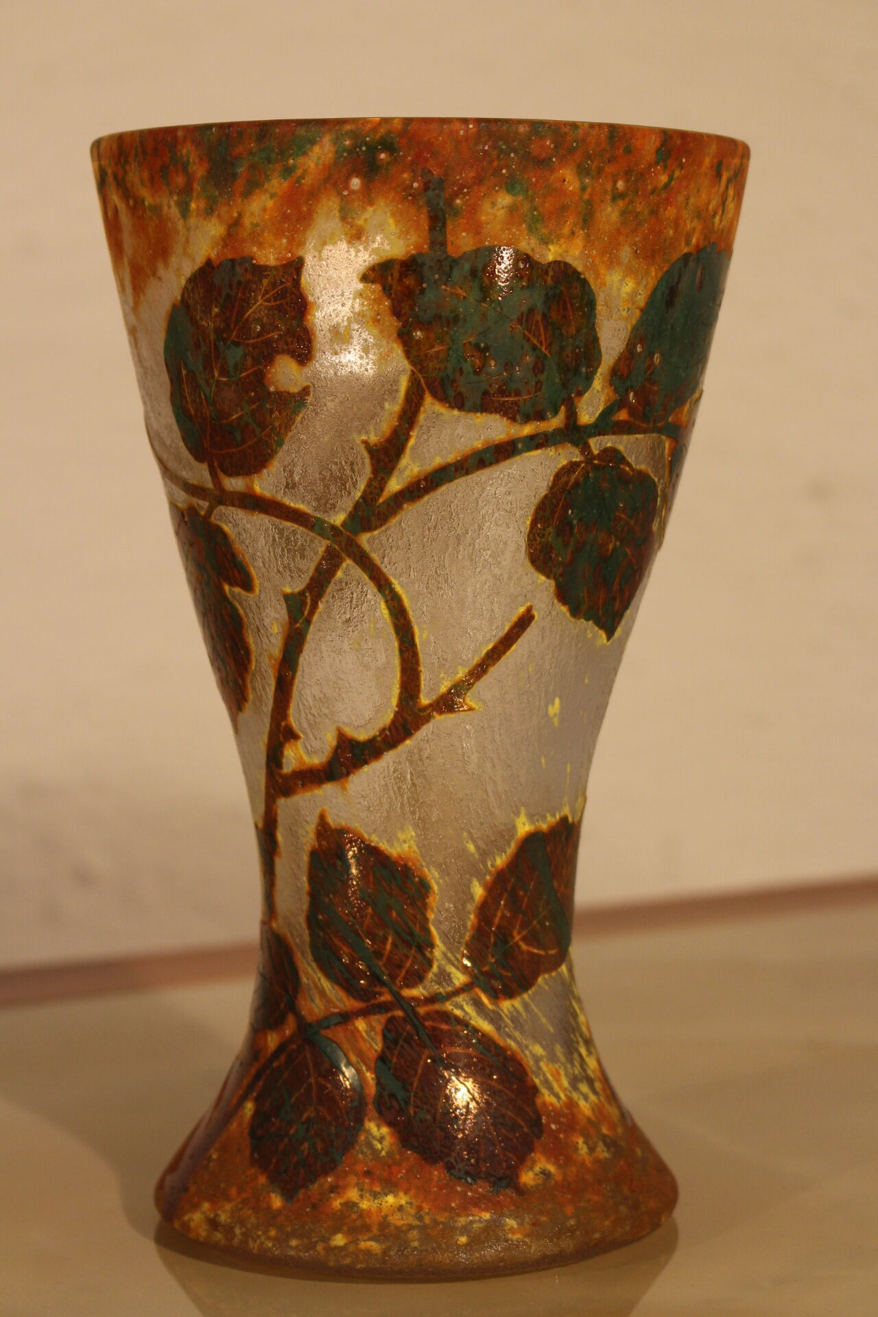 Daum vase