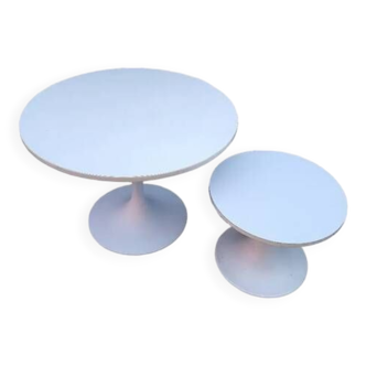 2 tables rondes, pied tulipe, style saarinen, 1970