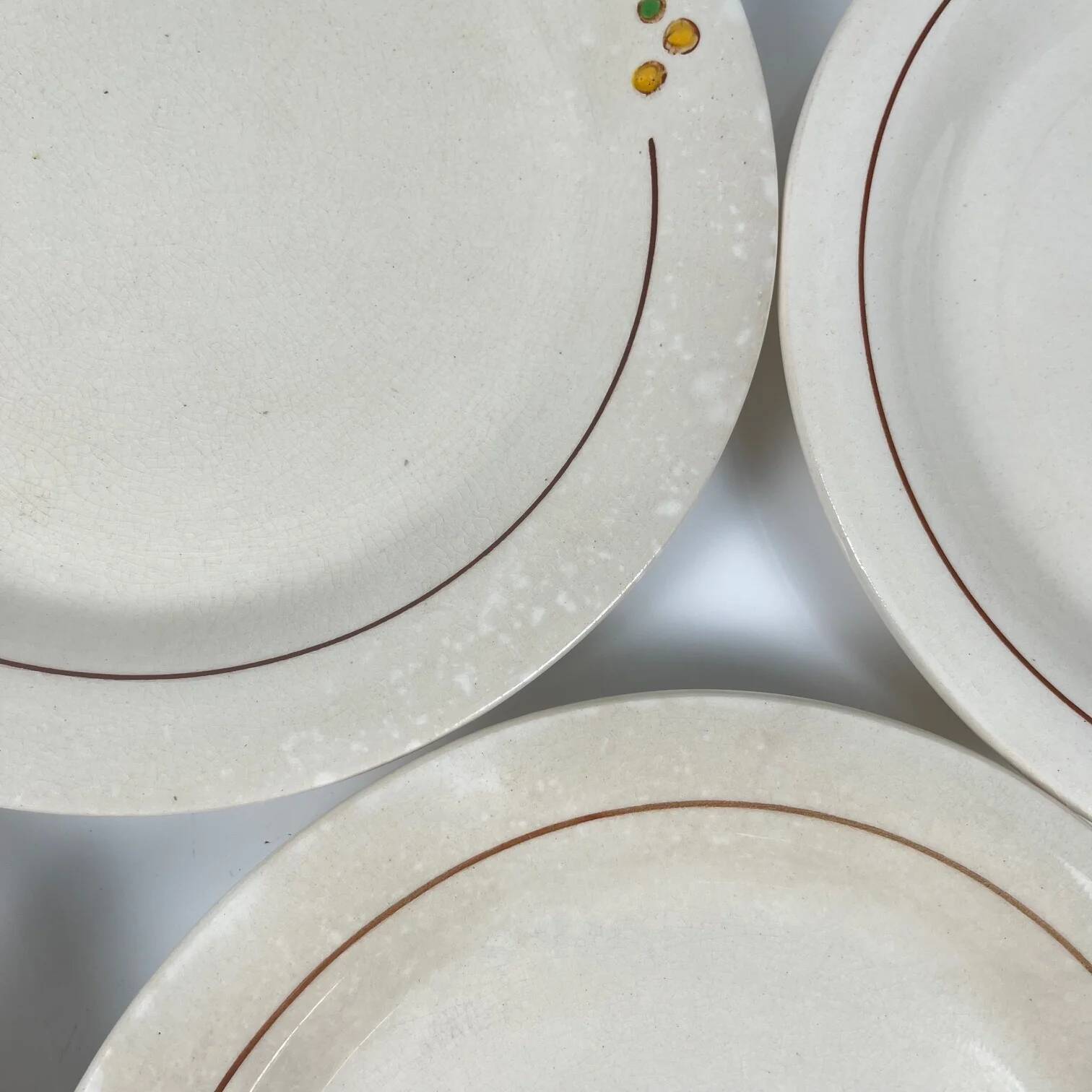 Set of 5 dessert plates Longwy, early 20th century, floral decoration.