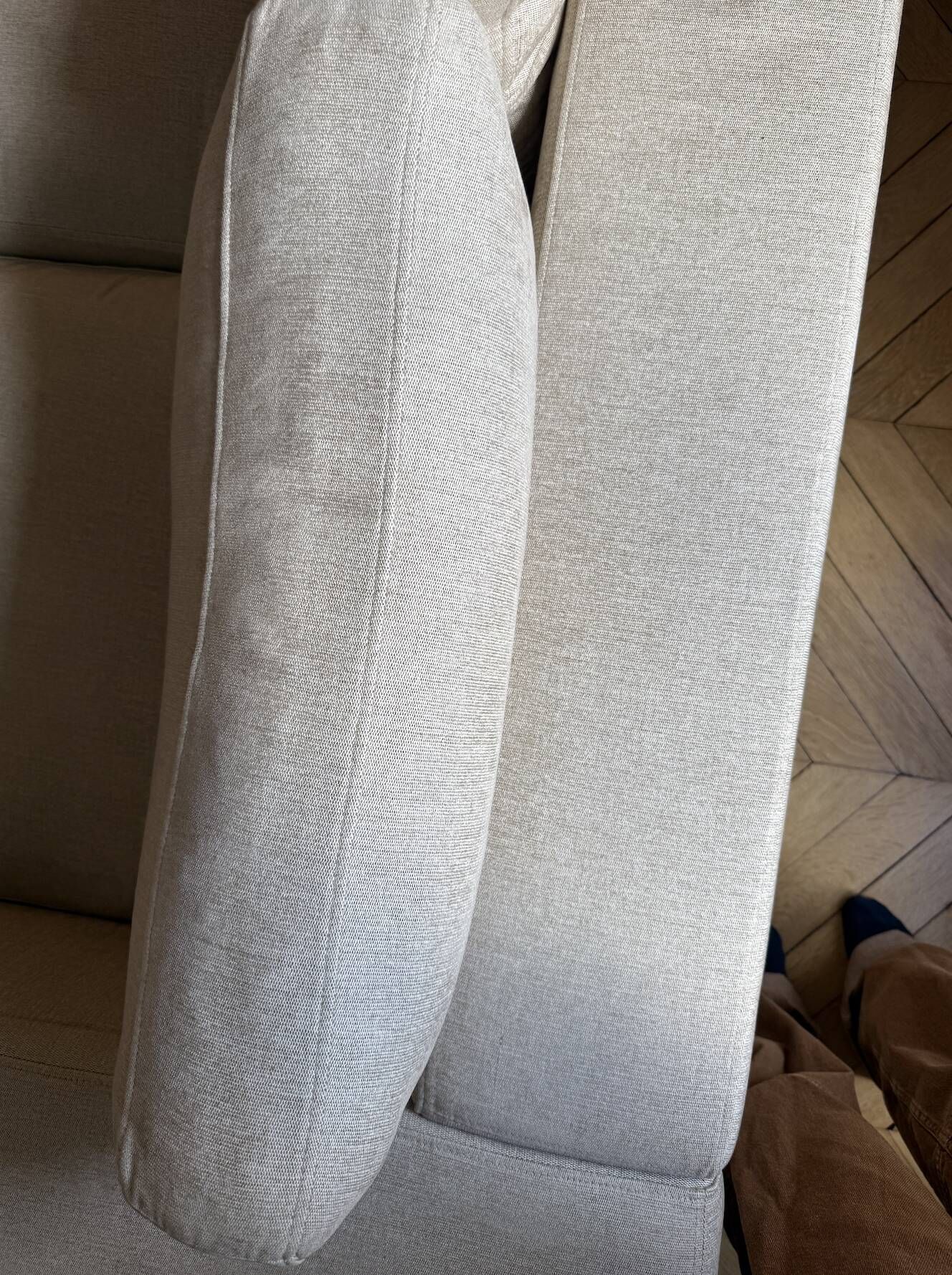 Beige 2-seater sofa BoConcept