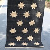 Handwoven wool and jute rug