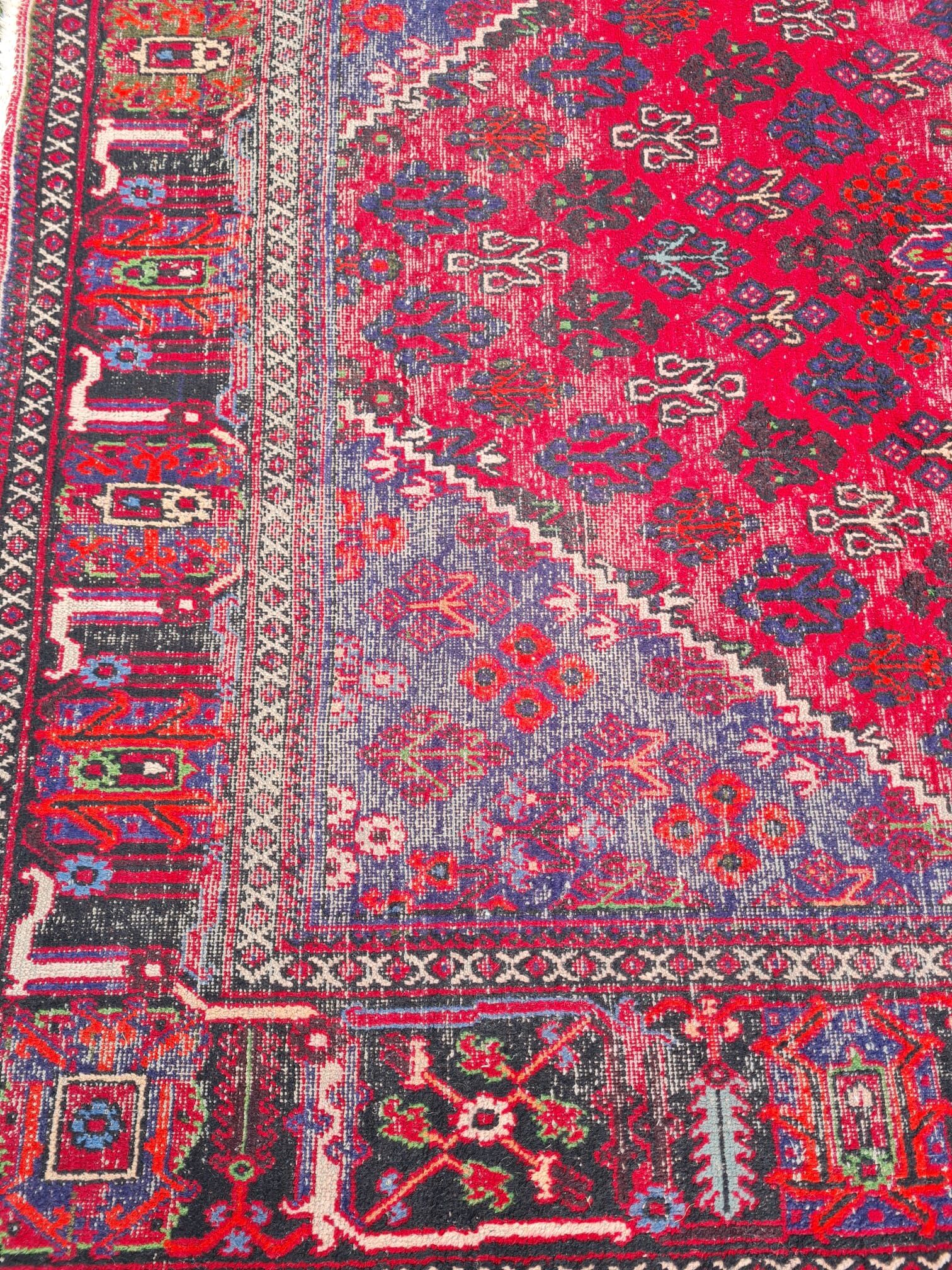 Persian carpet 318 x 220