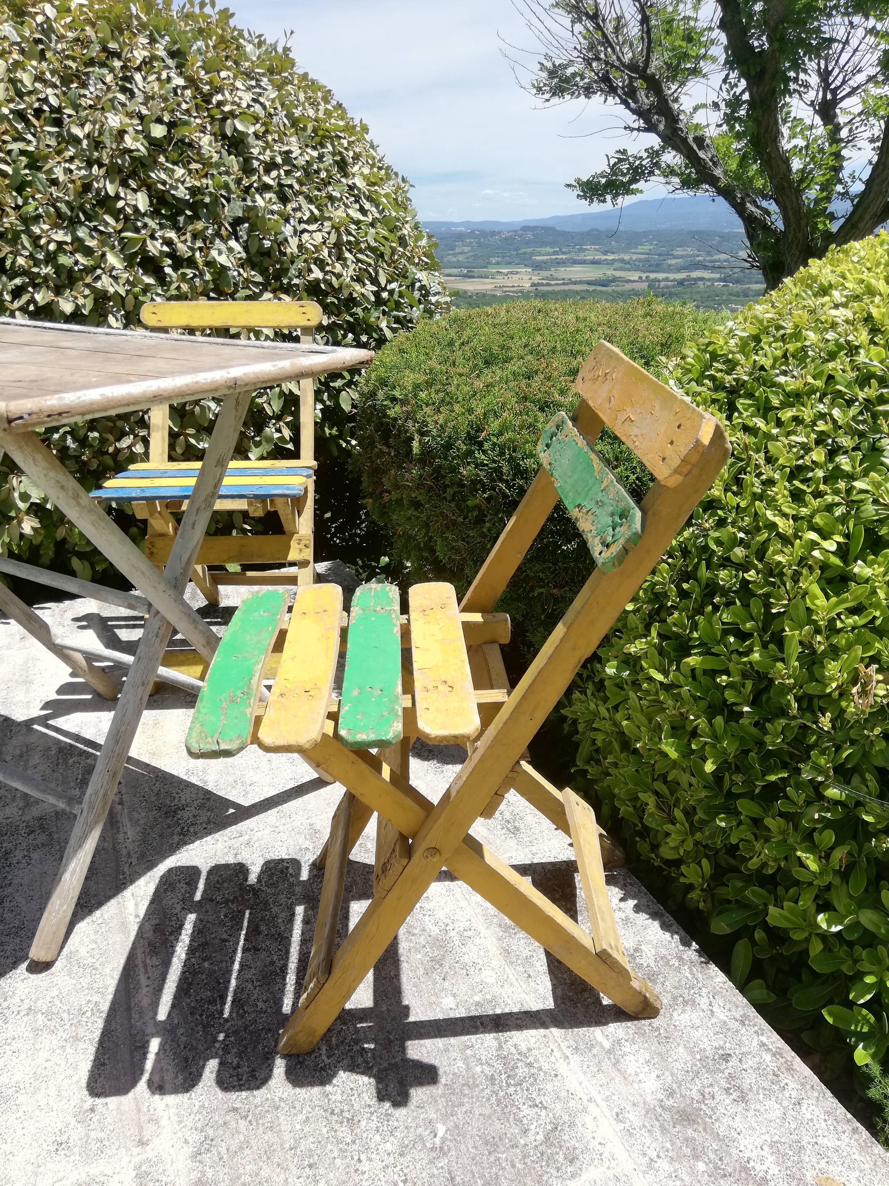 4 vintage outdoor chairs