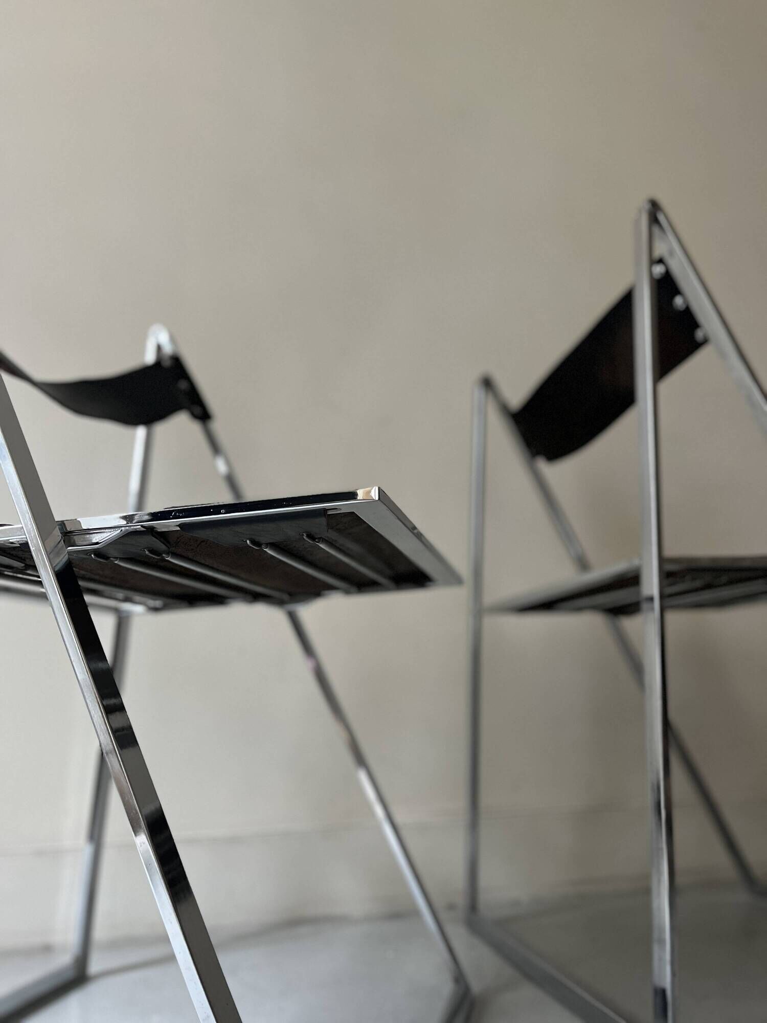 Set of 2 folding chairs in leather and chrome model Elios by Fontini & Geraci, Italy 1970