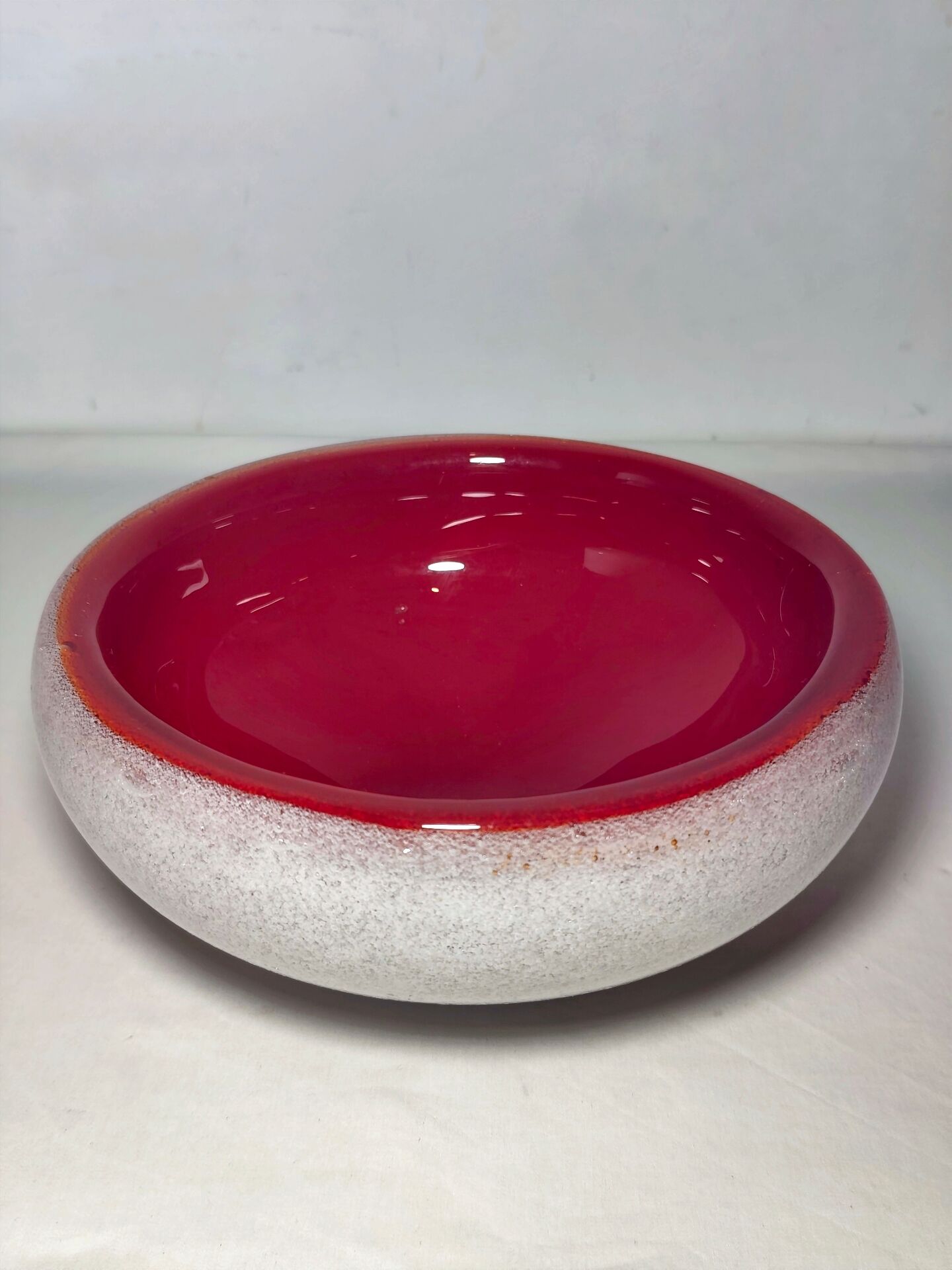 Murano glass bowl. Italy, 1970s.