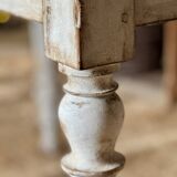 Farmhouse table