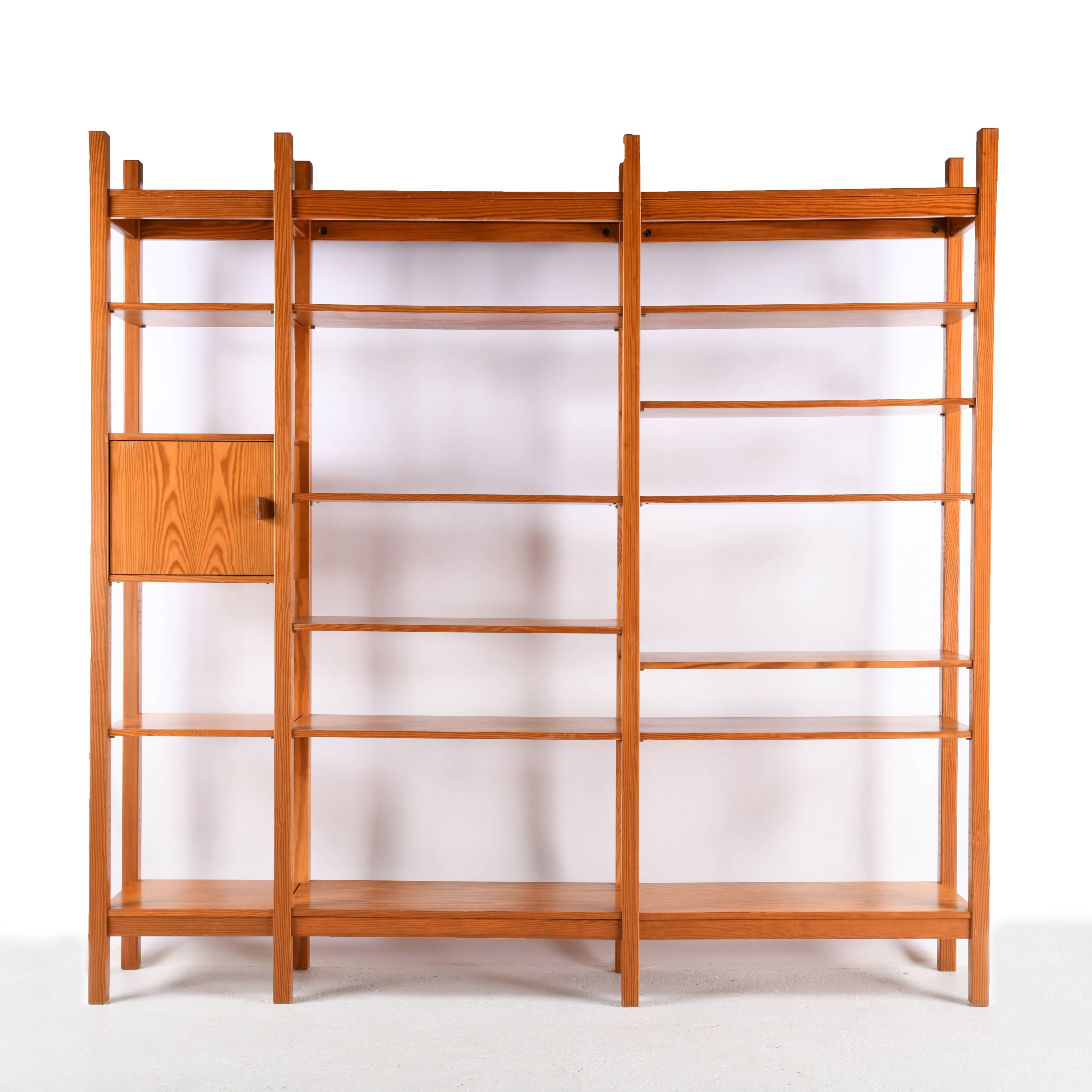 Pine bookshelf library