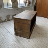 Central island trading counter in walnut