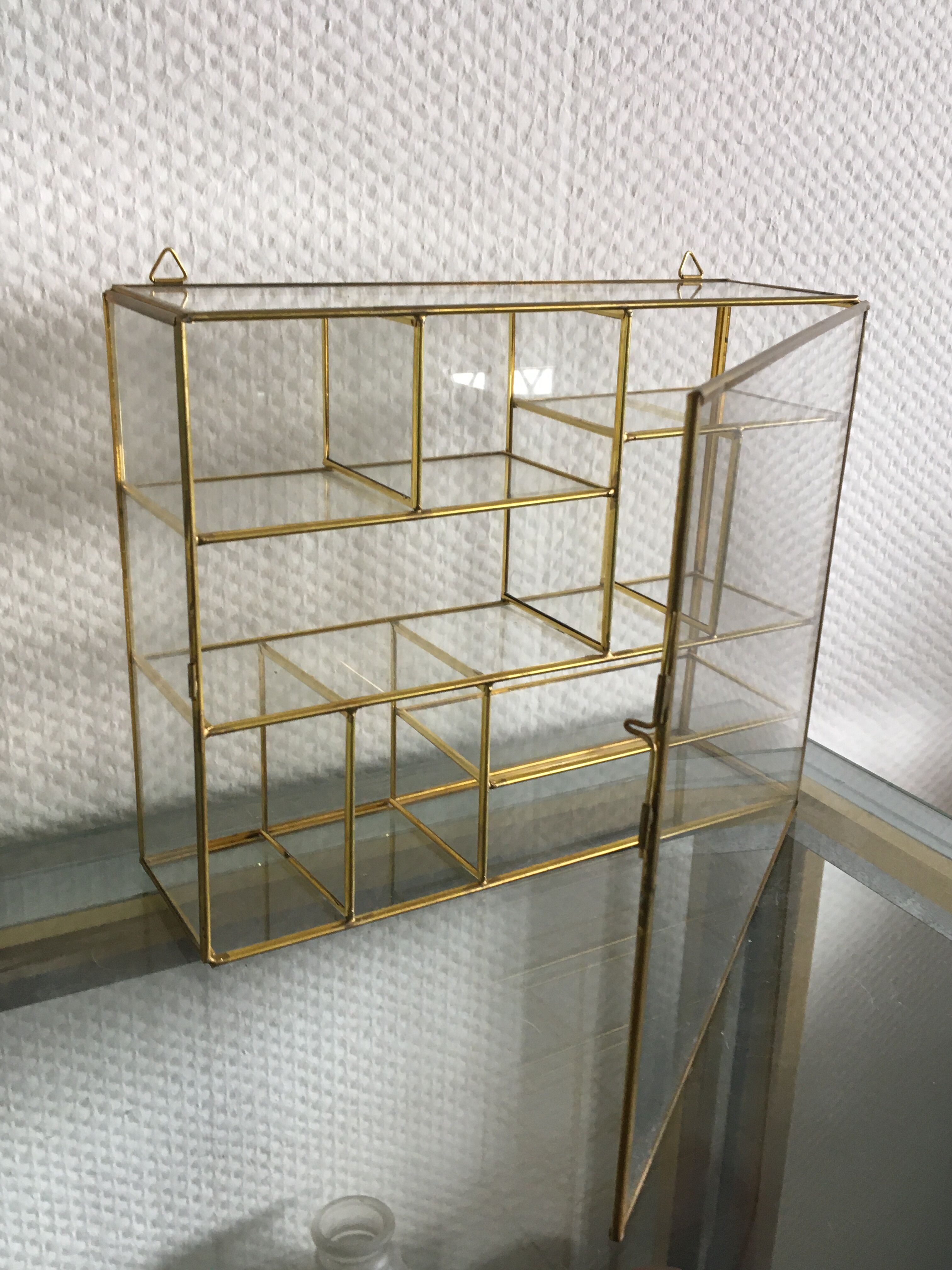 Vitrine laiton doré